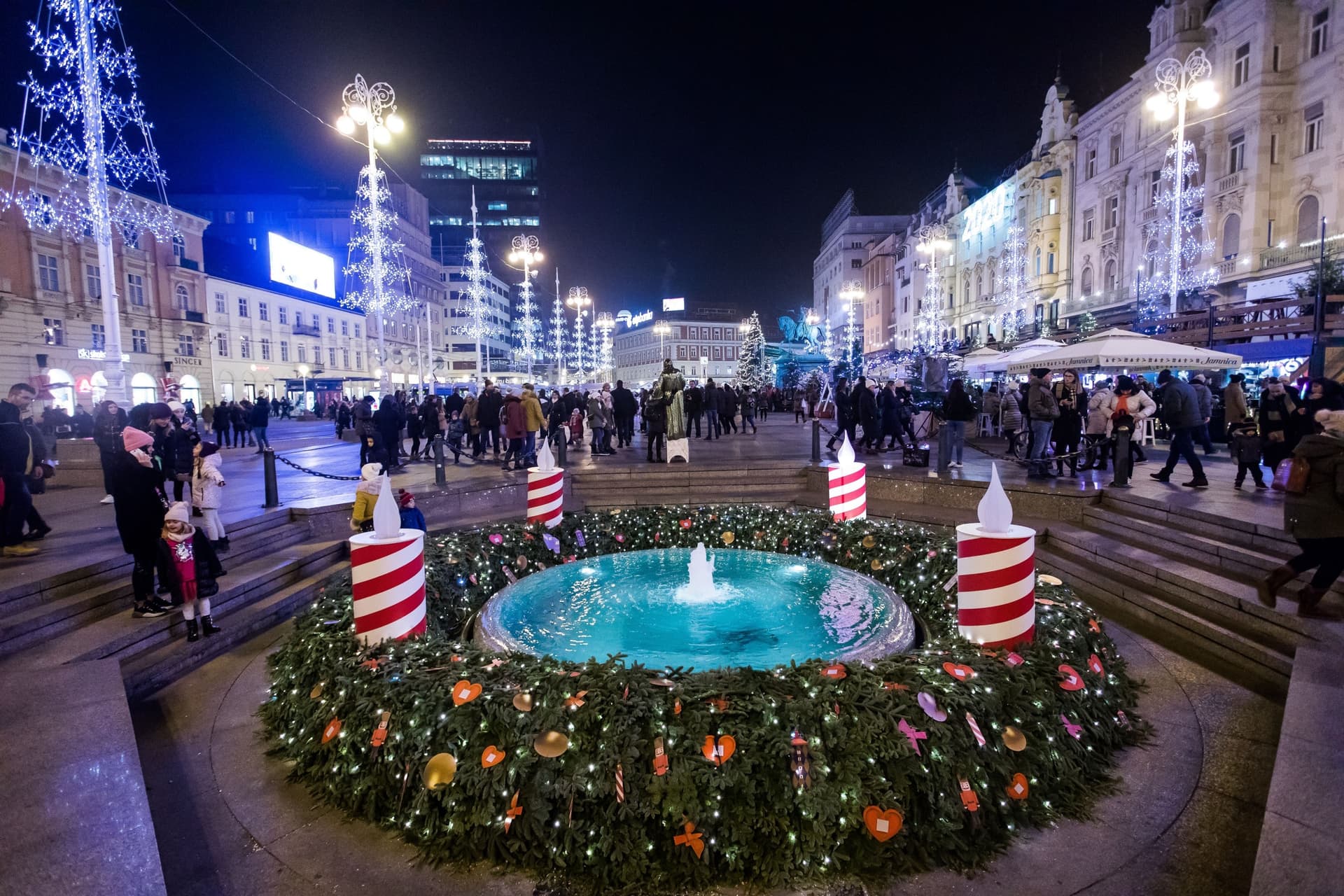 Ban-Jelačić Square